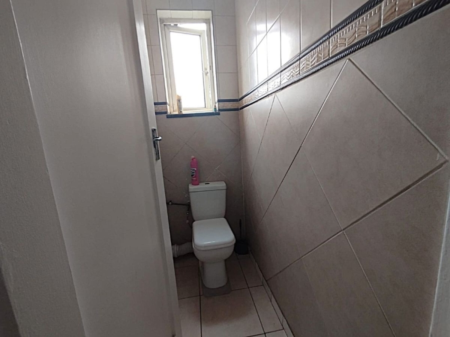 To Let 2 Bedroom Property for Rent in Bluff KwaZulu-Natal