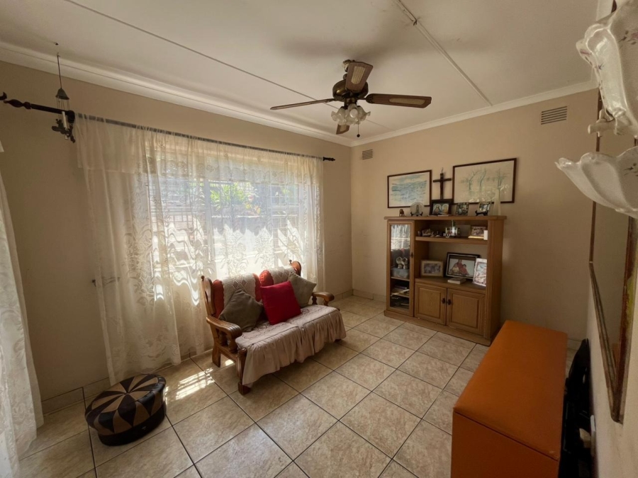 2 Bedroom Property for Sale in Austerville KwaZulu-Natal