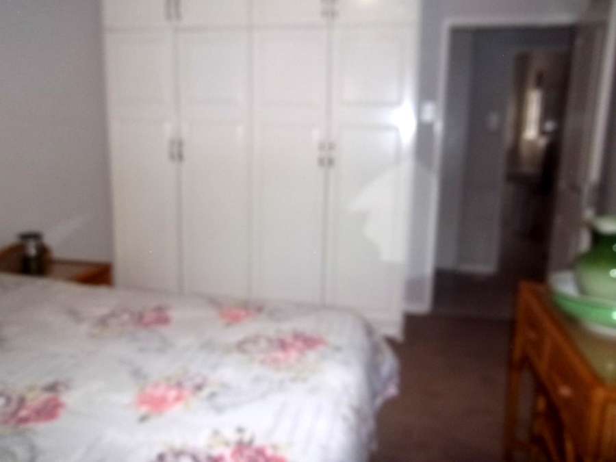 3 Bedroom Property for Sale in Sunnyridge KwaZulu-Natal