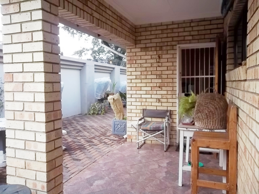 3 Bedroom Property for Sale in Sunnyridge KwaZulu-Natal