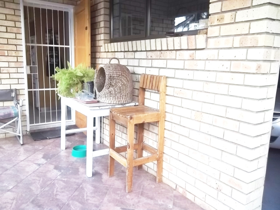 3 Bedroom Property for Sale in Sunnyridge KwaZulu-Natal