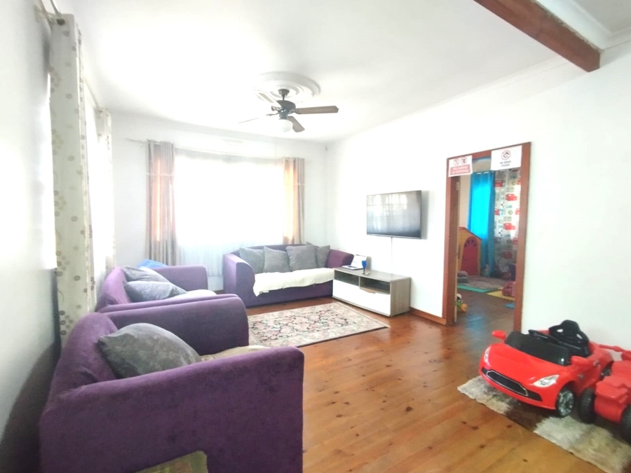 4 Bedroom Property for Sale in Ocean View KwaZulu-Natal