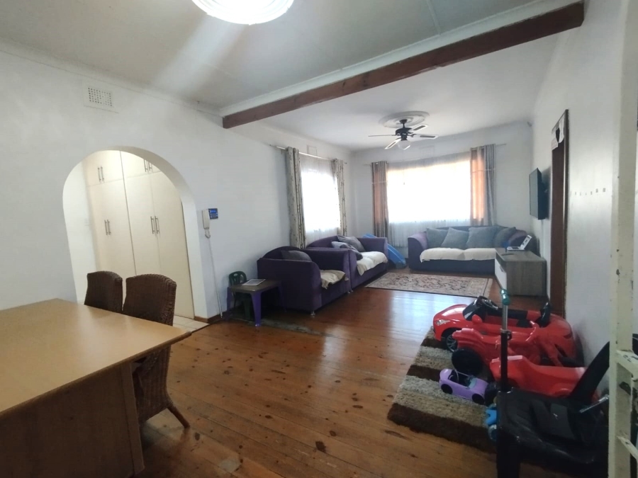 4 Bedroom Property for Sale in Ocean View KwaZulu-Natal