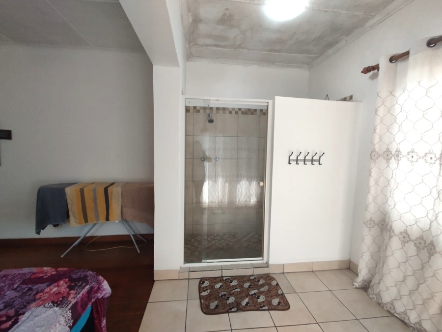 4 Bedroom Property for Sale in Ocean View KwaZulu-Natal