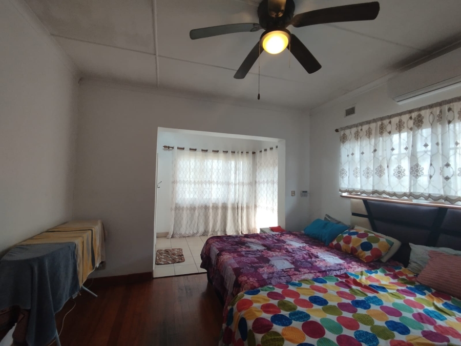 4 Bedroom Property for Sale in Ocean View KwaZulu-Natal