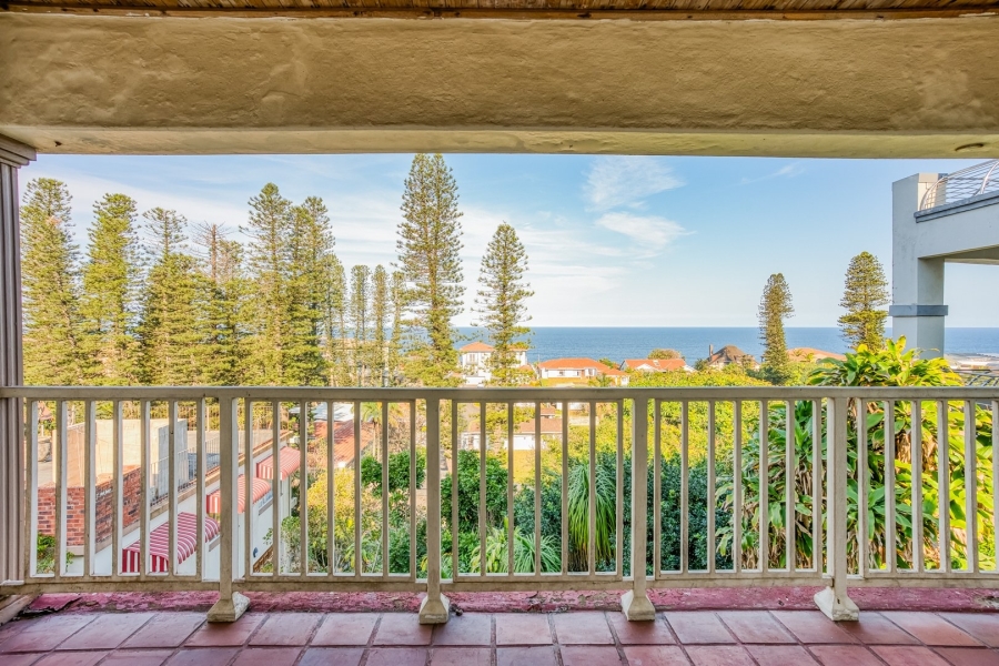 4 Bedroom Property for Sale in Ocean View KwaZulu-Natal