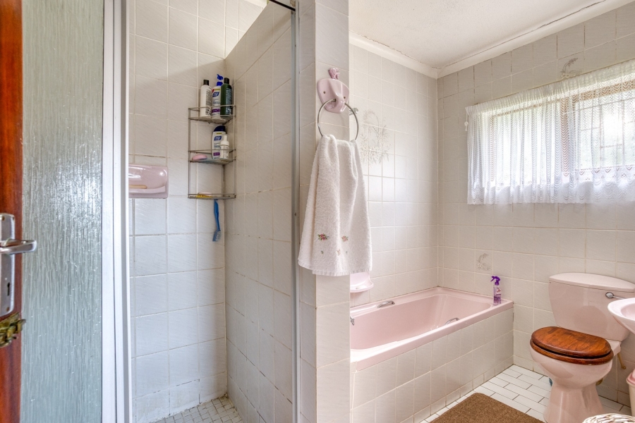 4 Bedroom Property for Sale in Ocean View KwaZulu-Natal