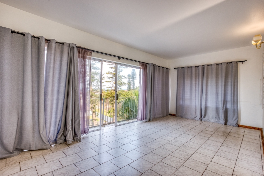 4 Bedroom Property for Sale in Ocean View KwaZulu-Natal