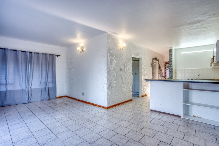 4 Bedroom Property for Sale in Ocean View KwaZulu-Natal