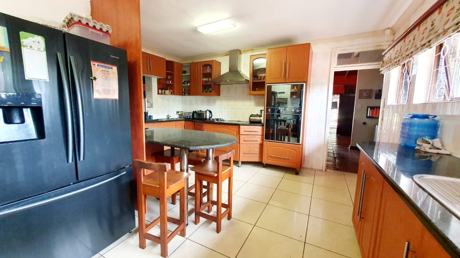 6 Bedroom Property for Sale in Kwambonambi KwaZulu-Natal