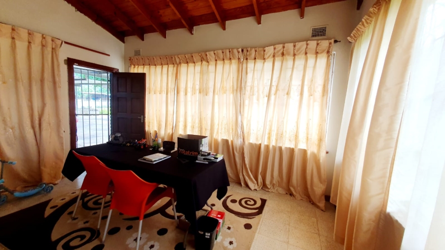 6 Bedroom Property for Sale in Kwambonambi KwaZulu-Natal