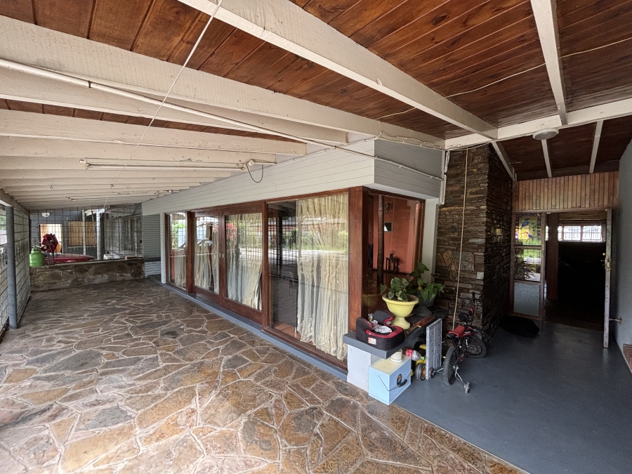 6 Bedroom Property for Sale in Kwambonambi KwaZulu-Natal