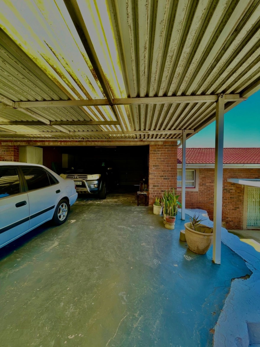 3 Bedroom Property for Sale in Austerville KwaZulu-Natal