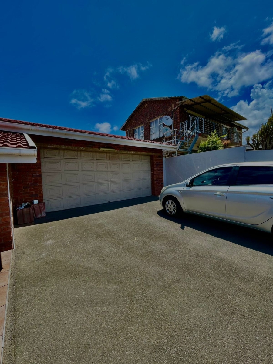 3 Bedroom Property for Sale in Austerville KwaZulu-Natal