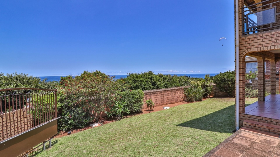 3 Bedroom Property for Sale in Treasure Beach KwaZulu-Natal