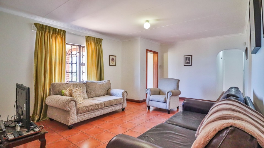 3 Bedroom Property for Sale in Treasure Beach KwaZulu-Natal