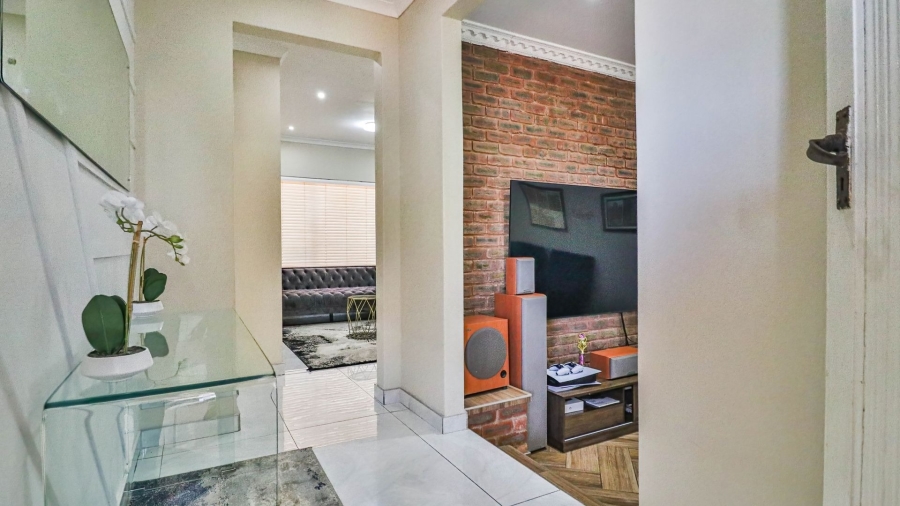 3 Bedroom Property for Sale in Ocean View KwaZulu-Natal