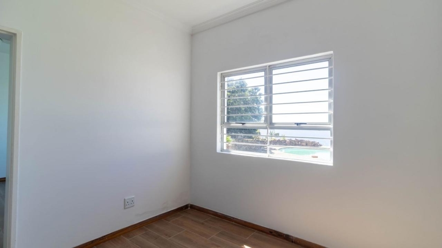 5 Bedroom Property for Sale in Brighton Beach KwaZulu-Natal