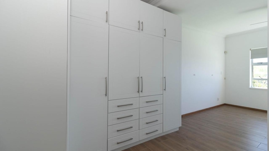 5 Bedroom Property for Sale in Brighton Beach KwaZulu-Natal