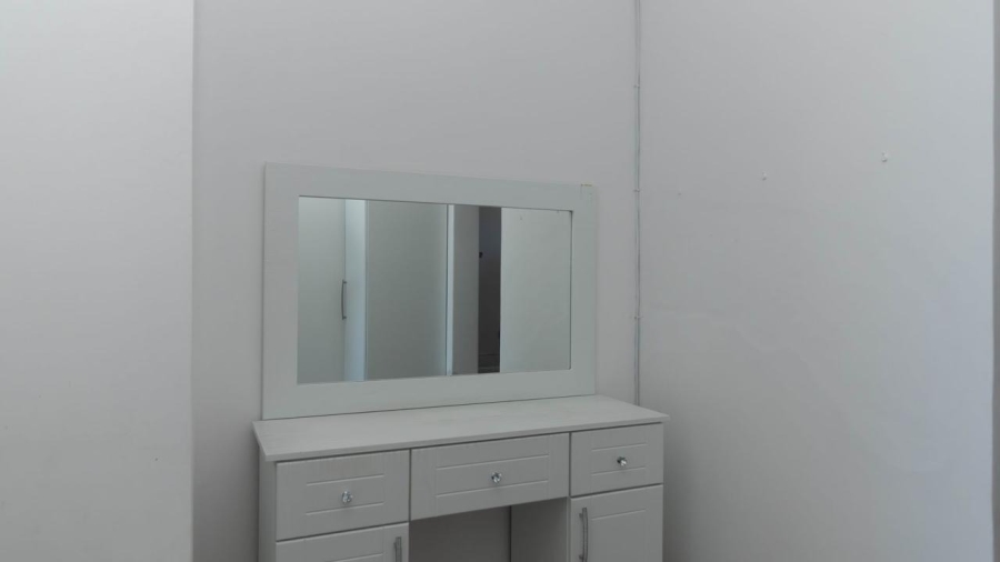 5 Bedroom Property for Sale in Brighton Beach KwaZulu-Natal