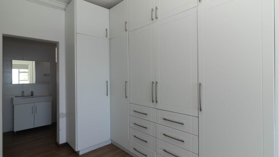 5 Bedroom Property for Sale in Brighton Beach KwaZulu-Natal