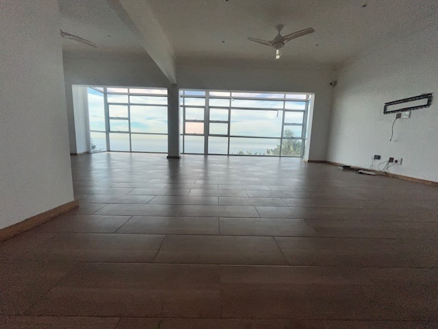 5 Bedroom Property for Sale in Brighton Beach KwaZulu-Natal