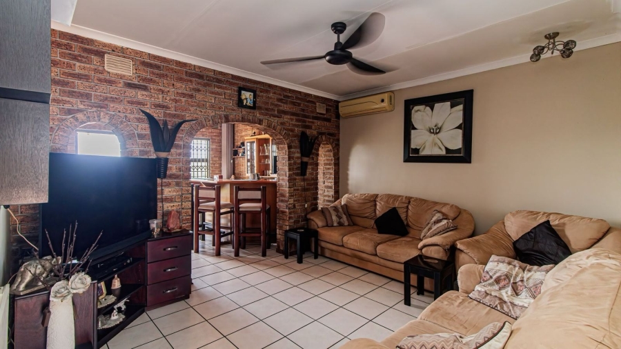 3 Bedroom Property for Sale in Grosvenor KwaZulu-Natal