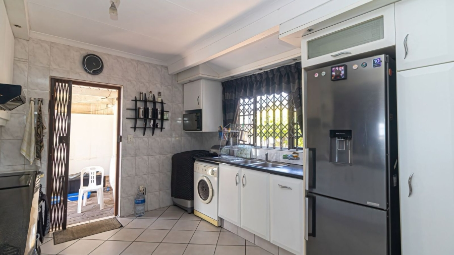 3 Bedroom Property for Sale in Grosvenor KwaZulu-Natal