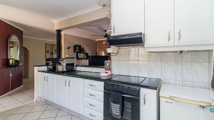 3 Bedroom Property for Sale in Grosvenor KwaZulu-Natal