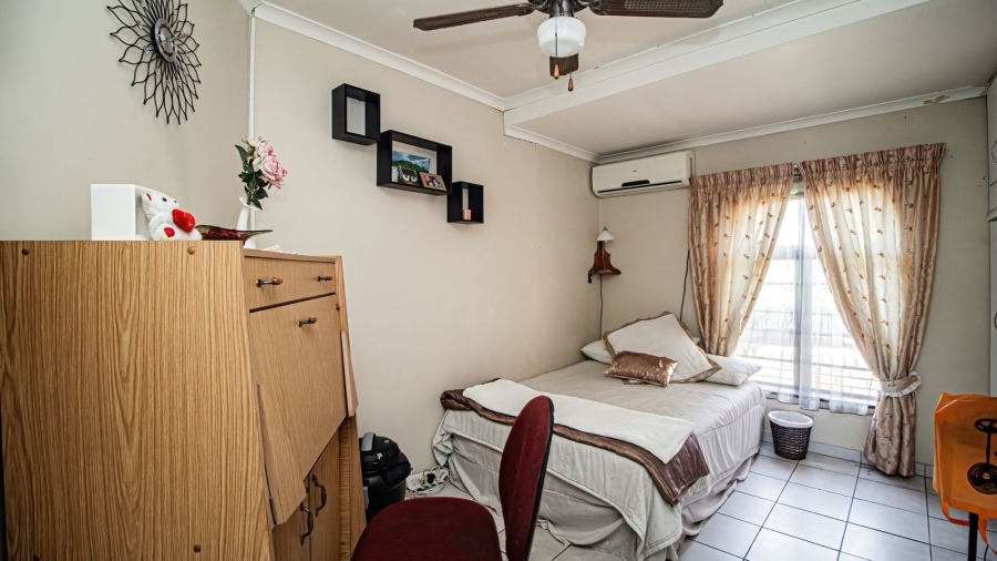 3 Bedroom Property for Sale in Grosvenor KwaZulu-Natal