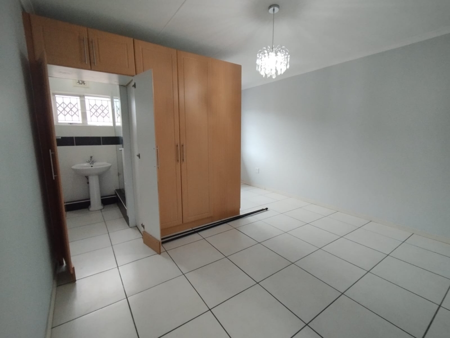 2 Bedroom Property for Sale in Grosvenor KwaZulu-Natal