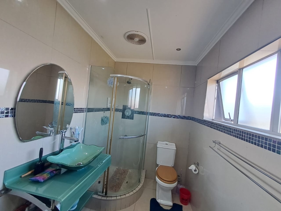 3 Bedroom Property for Sale in Brighton Beach KwaZulu-Natal