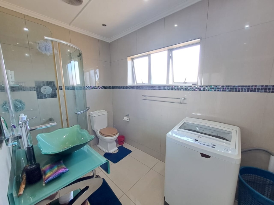 3 Bedroom Property for Sale in Brighton Beach KwaZulu-Natal