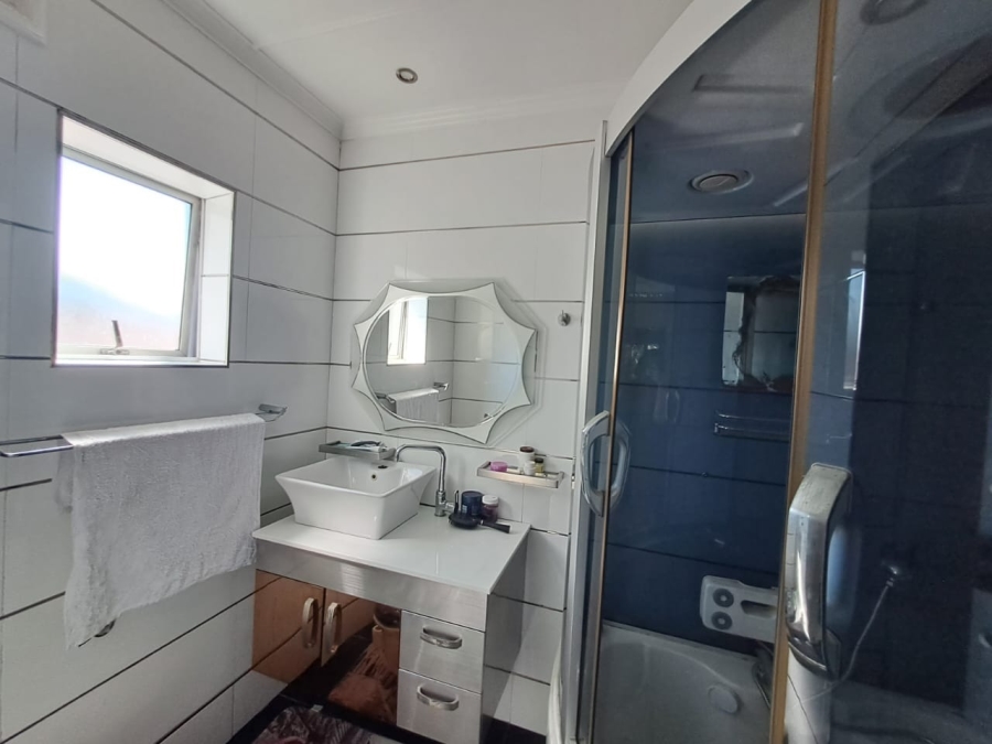 3 Bedroom Property for Sale in Brighton Beach KwaZulu-Natal