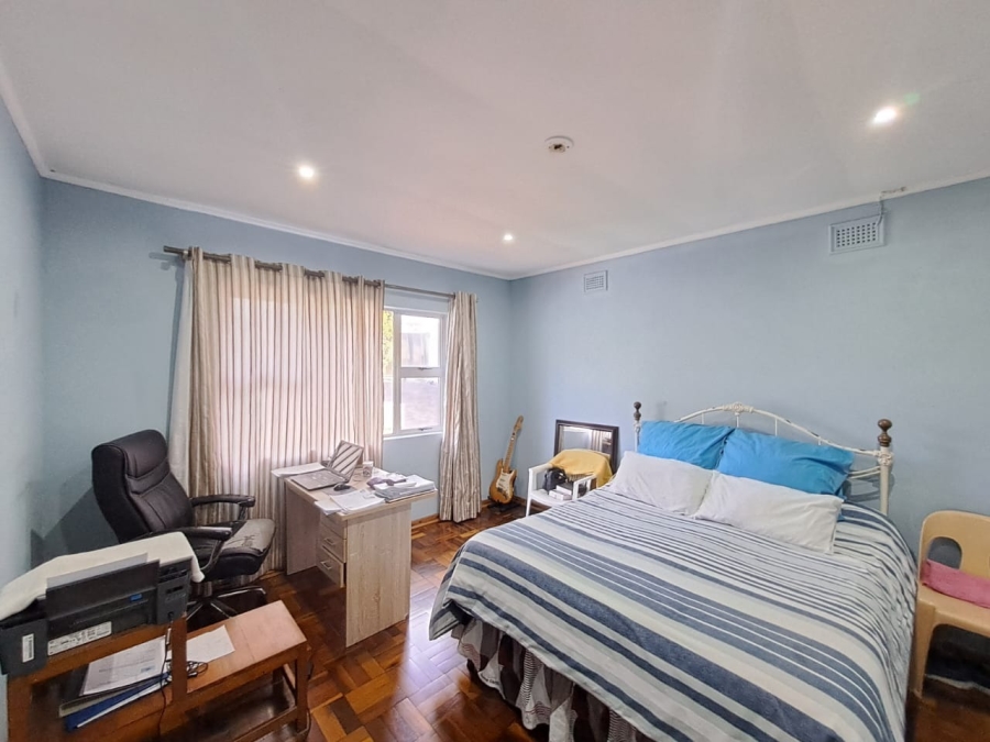 3 Bedroom Property for Sale in Brighton Beach KwaZulu-Natal