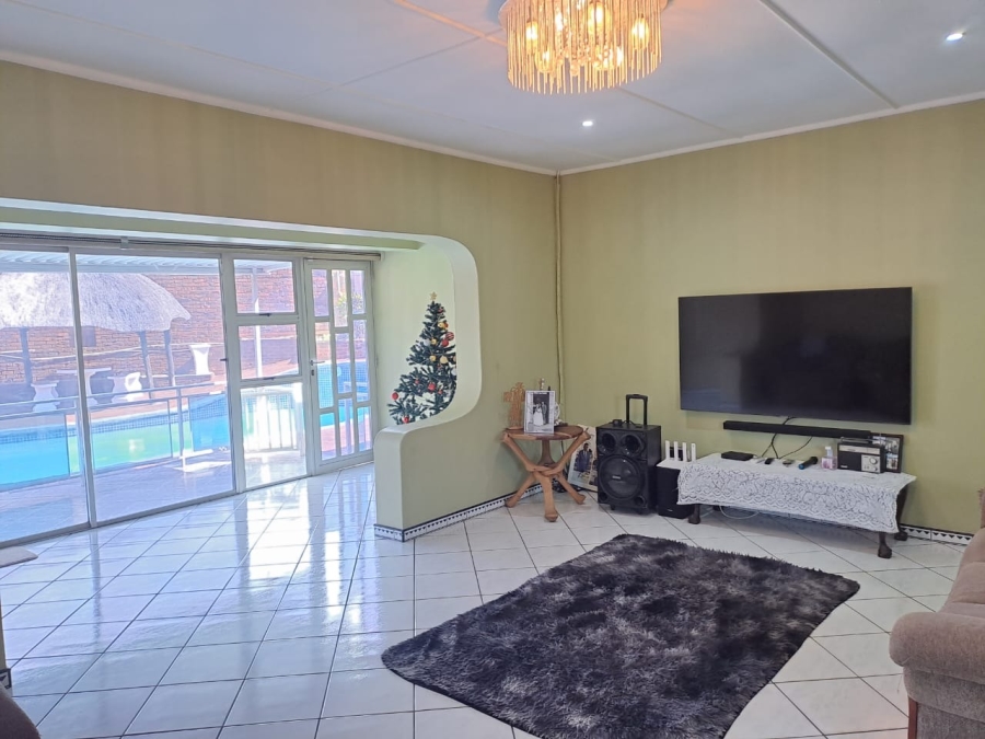 3 Bedroom Property for Sale in Brighton Beach KwaZulu-Natal