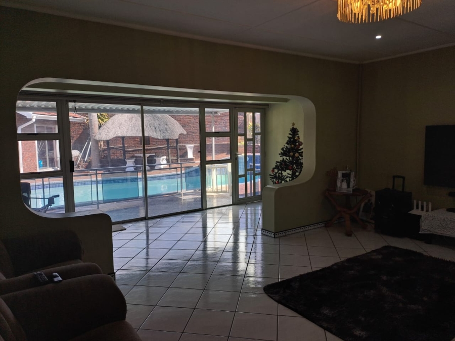 3 Bedroom Property for Sale in Brighton Beach KwaZulu-Natal