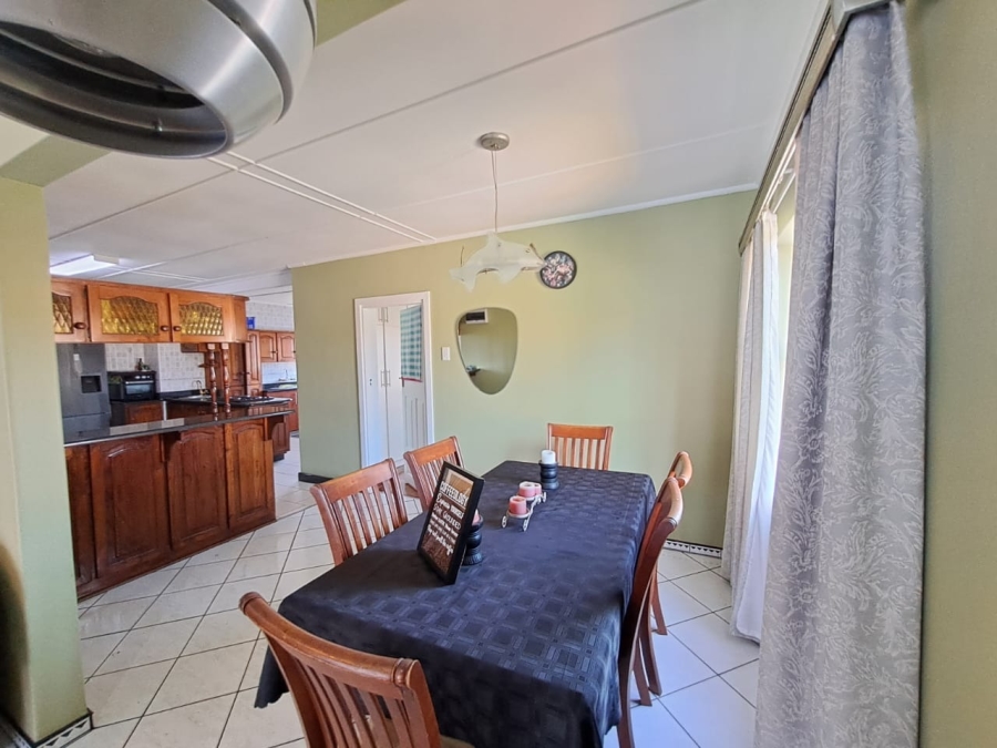 3 Bedroom Property for Sale in Brighton Beach KwaZulu-Natal