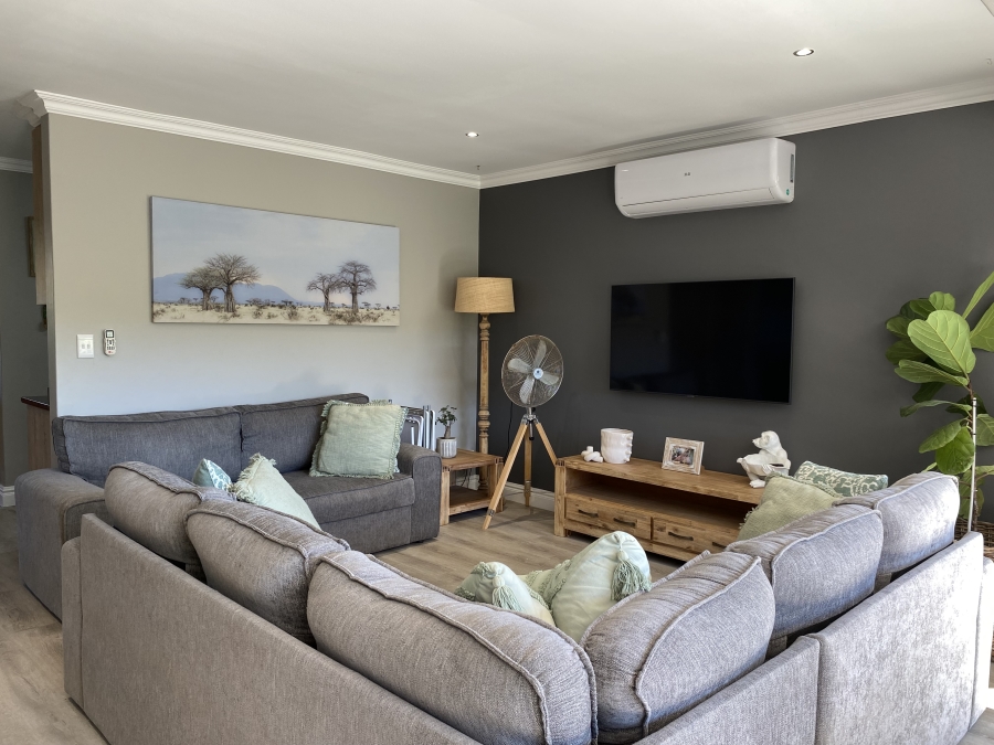 3 Bedroom Property for Sale in Seaward Estate KwaZulu-Natal