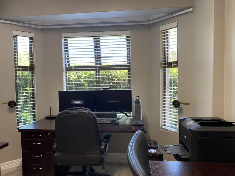 3 Bedroom Property for Sale in Seaward Estate KwaZulu-Natal