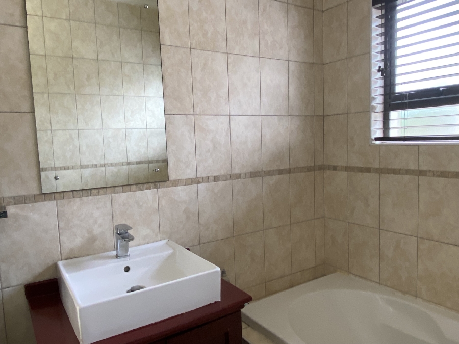2 Bedroom Property for Sale in Seaward Estate KwaZulu-Natal