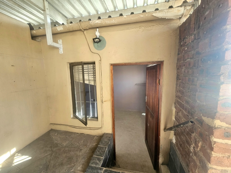 1 Bedroom Property for Sale in Woodhaven KwaZulu-Natal