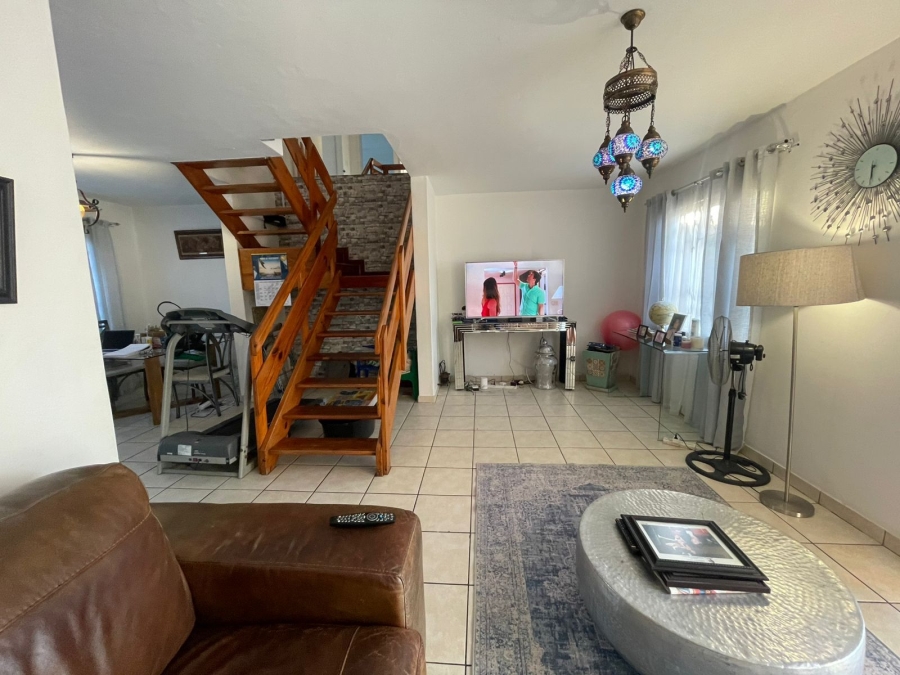 3 Bedroom Property for Sale in Brighton Beach KwaZulu-Natal