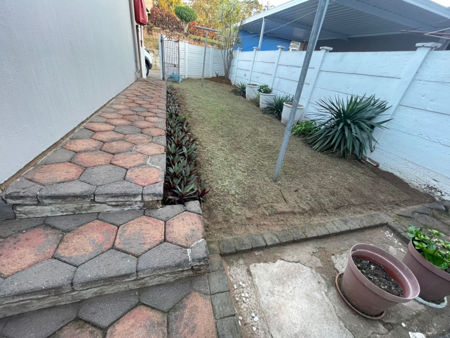 3 Bedroom Property for Sale in Brighton Beach KwaZulu-Natal