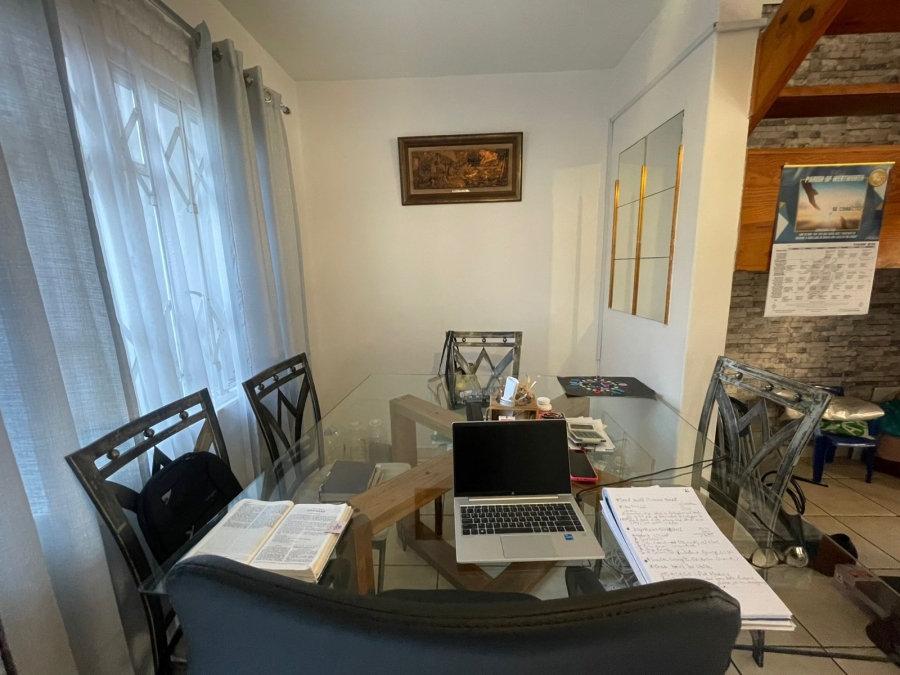 3 Bedroom Property for Sale in Brighton Beach KwaZulu-Natal