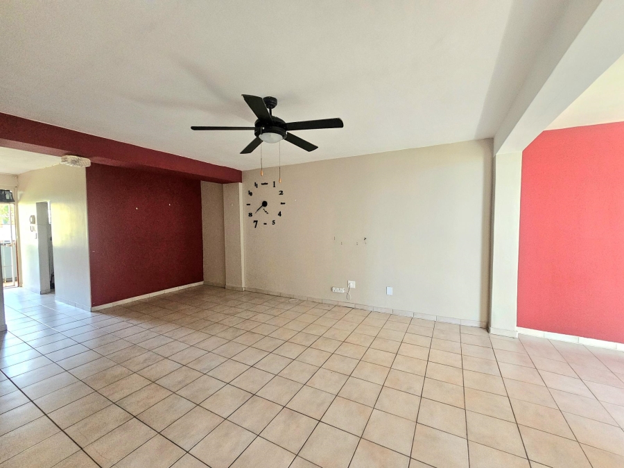 2 Bedroom Property for Sale in Amanzimtoti KwaZulu-Natal