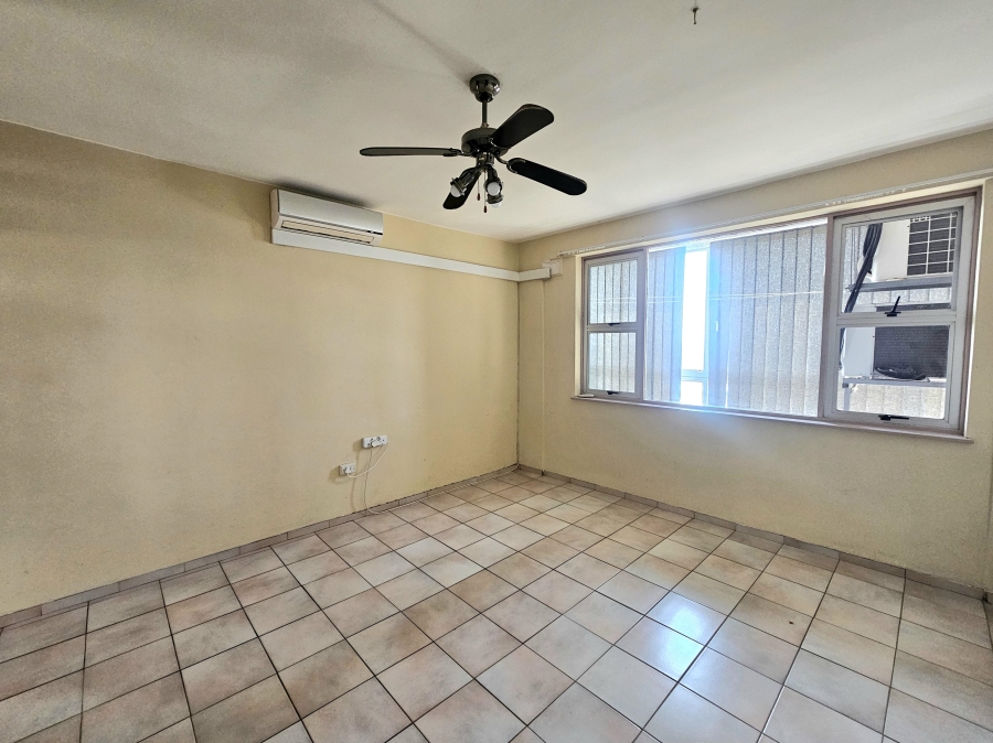 2 Bedroom Property for Sale in Amanzimtoti KwaZulu-Natal