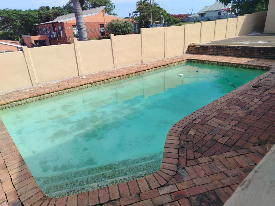 7 Bedroom Property for Sale in Bluff KwaZulu-Natal