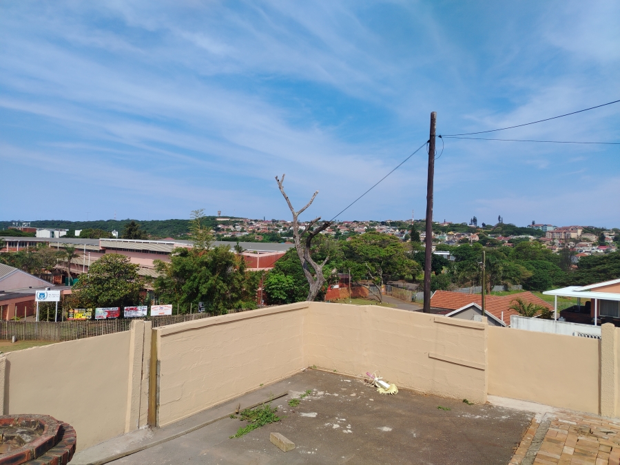 7 Bedroom Property for Sale in Bluff KwaZulu-Natal