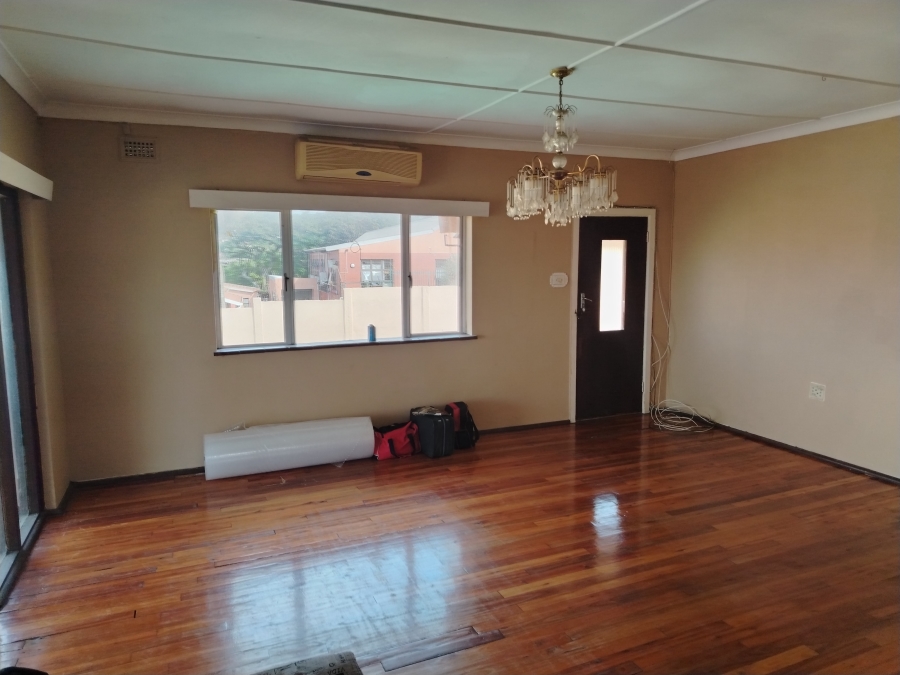 7 Bedroom Property for Sale in Bluff KwaZulu-Natal